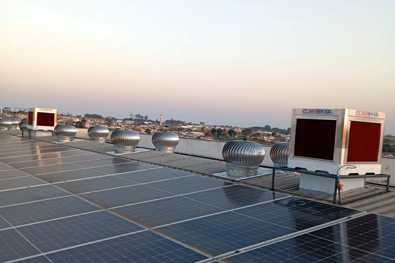 Instalação de climatizadores em galpão industrial