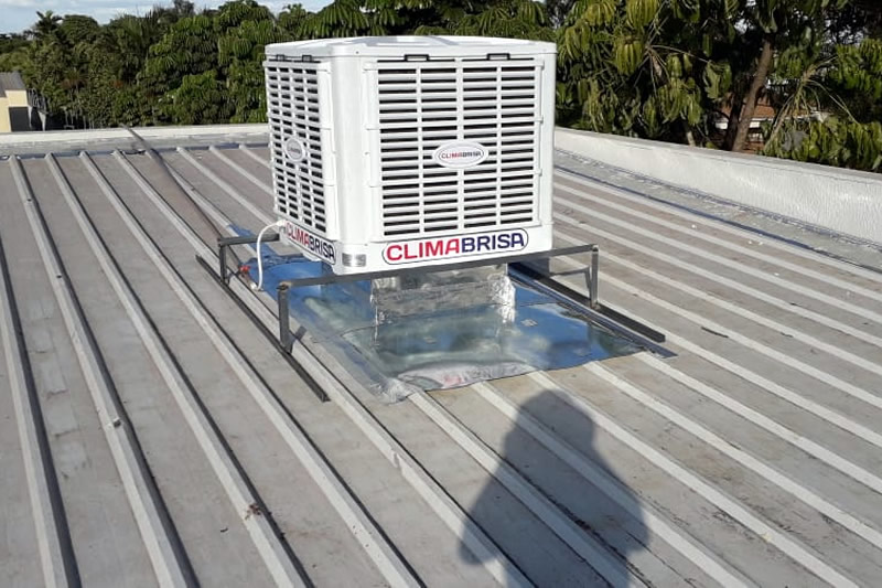 Equipe Climagerais em obra de climatização