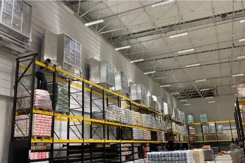 Climatização industrial em operação